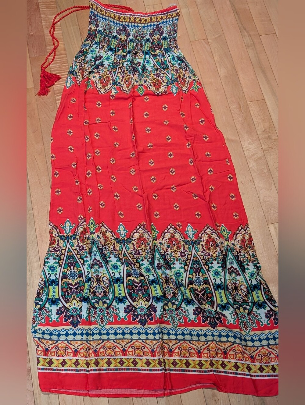 NWOT Flying Tomato Boho Strapless Tube Smocked Maxi Dress with Paisley Print